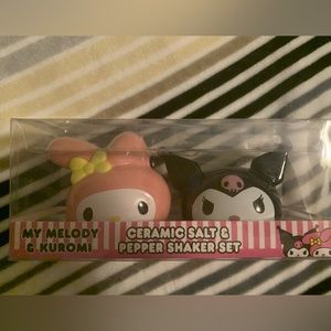 NIB Sanrio My Melody and Kuromi Ceramic Salt & Peper Shaker